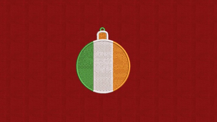 Christmas Ball Ireland Flag